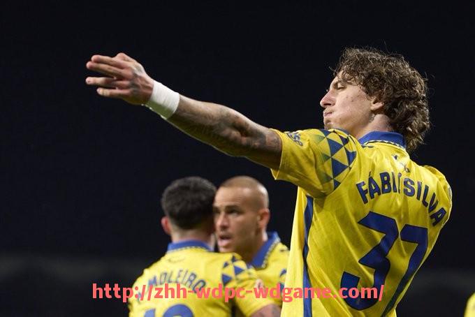 问鼎娱乐官方网站-2024年NBA季后赛首轮最大冷门战役是哪一场比赛