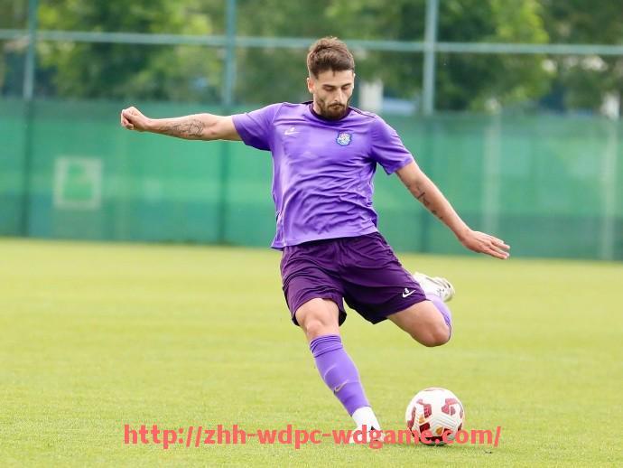 问鼎娱乐官方网站-西甲联赛中知名球员的表现与赛季分析