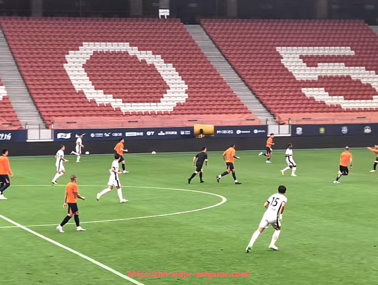 问鼎娱乐官方网站-法甲最强进攻组合及其体育竞技战术表现